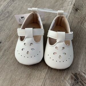 6-9M baby girl shoes